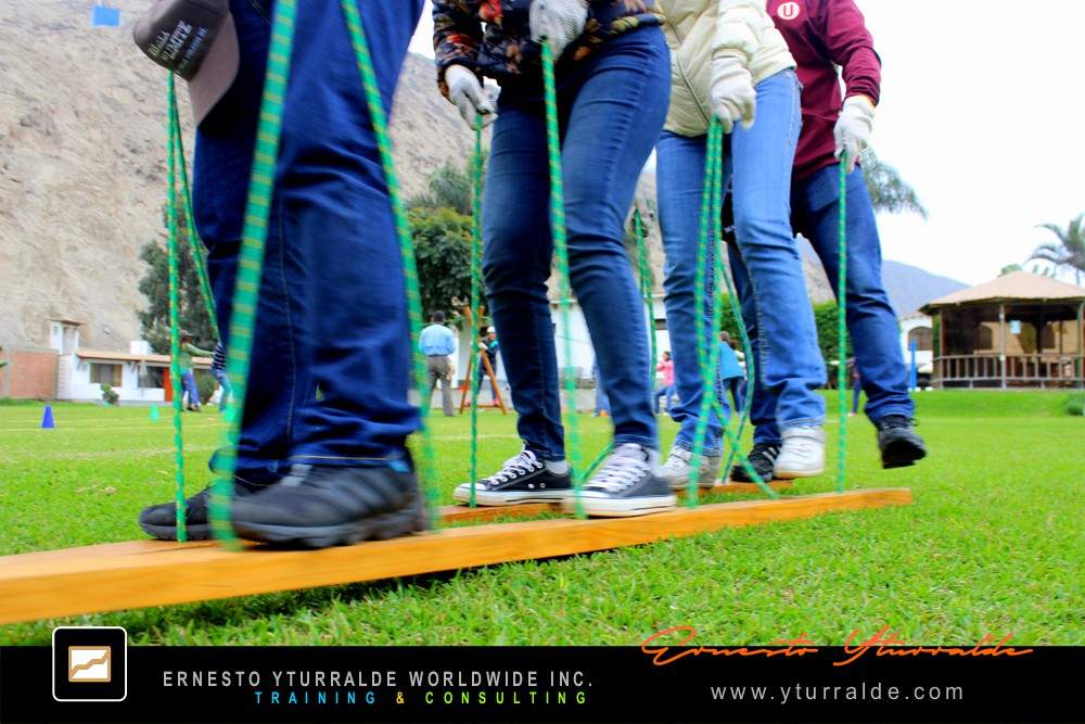 Talleres de Cuerdas LATAM Team Building | Team Building Empresarial