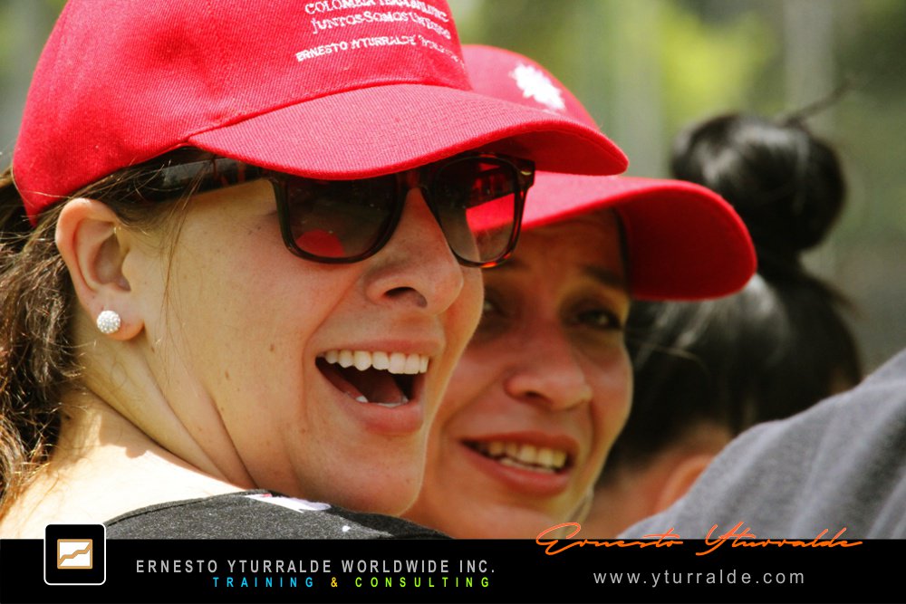 Talleres de Cuerdas LATAM Team Building | Taller de Trabajo en Equipo para Empresas